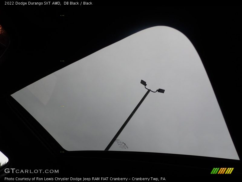 DB Black / Black 2022 Dodge Durango SXT AWD