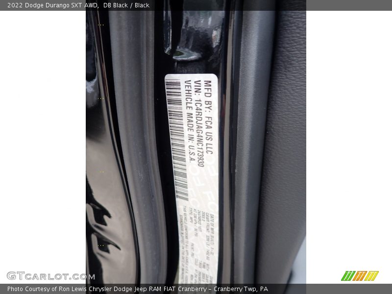 DB Black / Black 2022 Dodge Durango SXT AWD