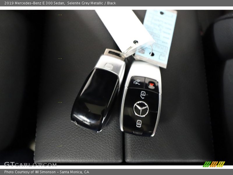 Selenite Grey Metallic / Black 2019 Mercedes-Benz E 300 Sedan