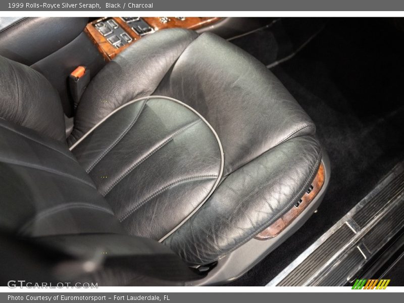 Black / Charcoal 1999 Rolls-Royce Silver Seraph