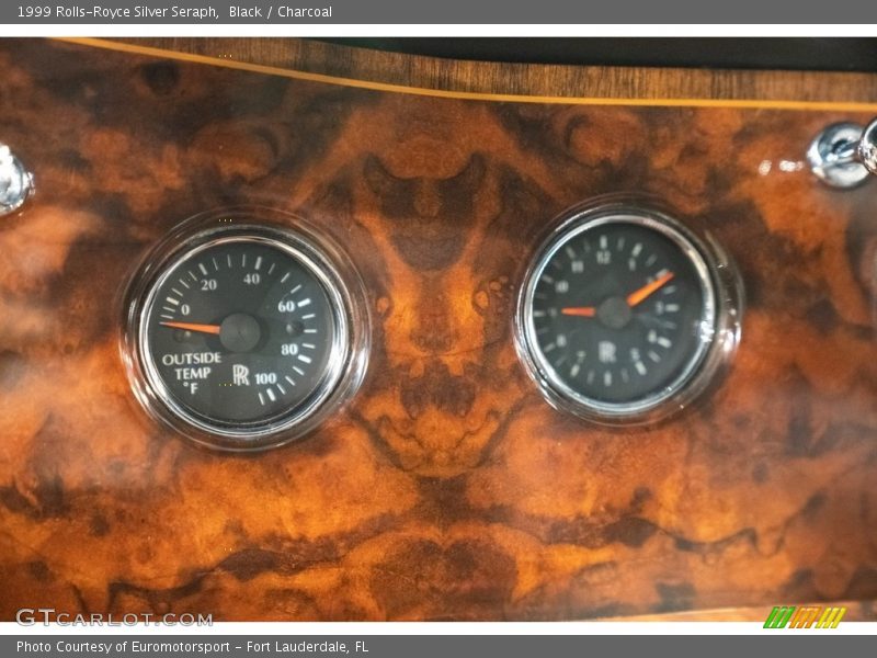 Black / Charcoal 1999 Rolls-Royce Silver Seraph