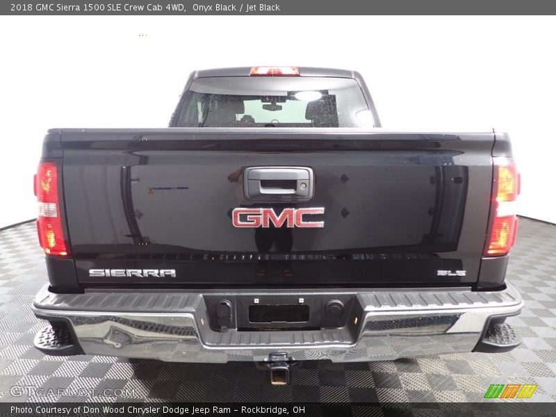 Onyx Black / Jet Black 2018 GMC Sierra 1500 SLE Crew Cab 4WD