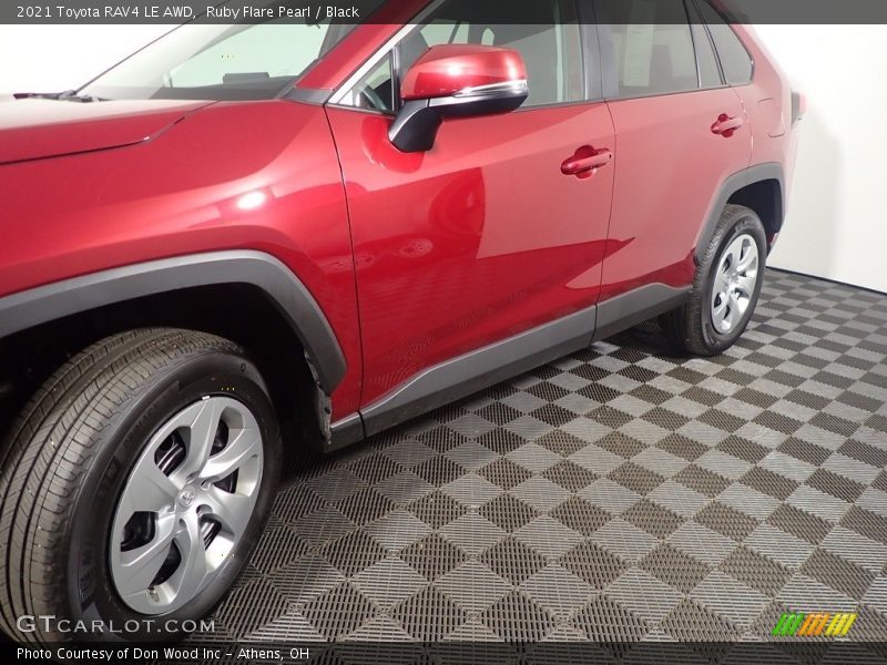 Ruby Flare Pearl / Black 2021 Toyota RAV4 LE AWD
