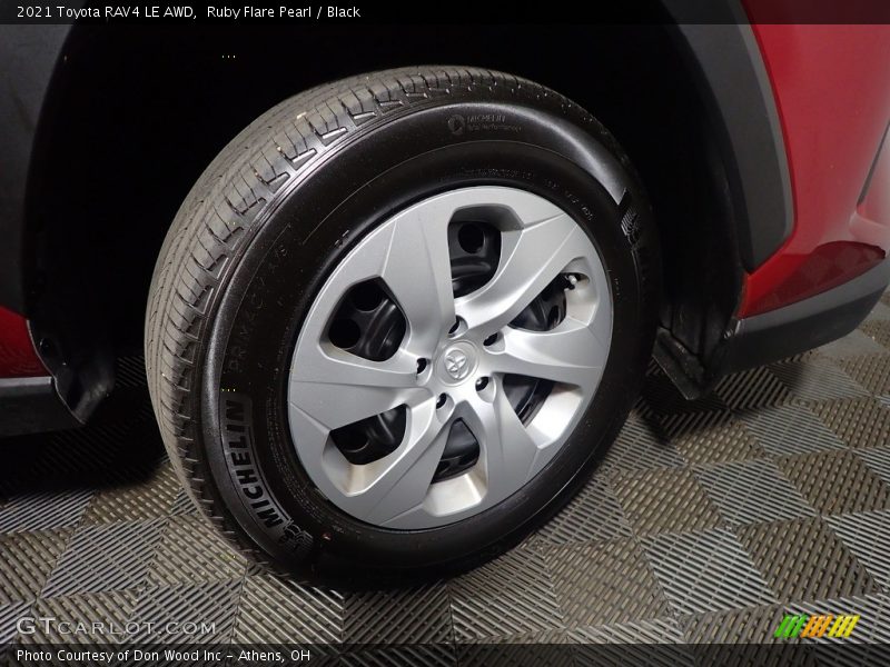 Ruby Flare Pearl / Black 2021 Toyota RAV4 LE AWD