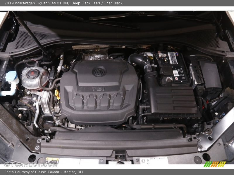 Deep Black Pearl / Titan Black 2019 Volkswagen Tiguan S 4MOTION