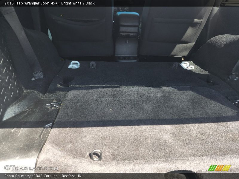 Bright White / Black 2015 Jeep Wrangler Sport 4x4
