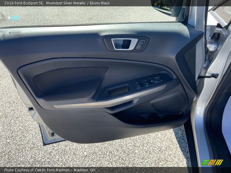 Moondust Silver Metallic / Ebony Black 2019 Ford EcoSport SE