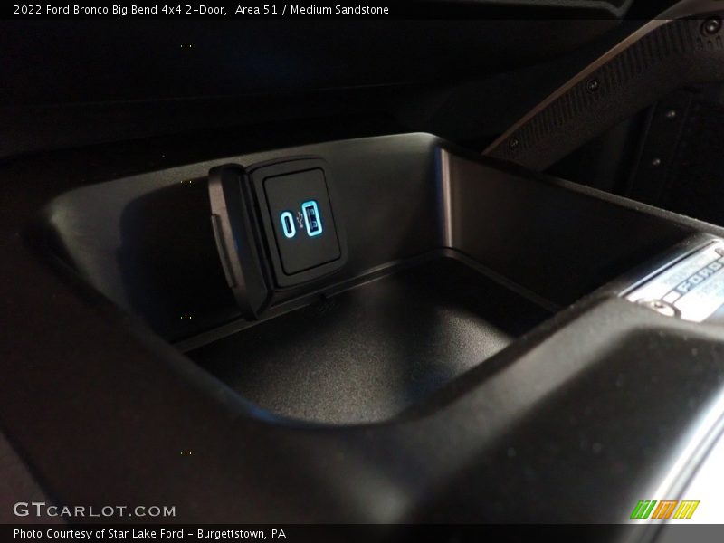 Area 51 / Medium Sandstone 2022 Ford Bronco Big Bend 4x4 2-Door