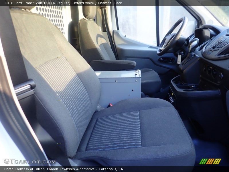 Oxford White / Charcoal Black 2018 Ford Transit Van 150 LR Regular