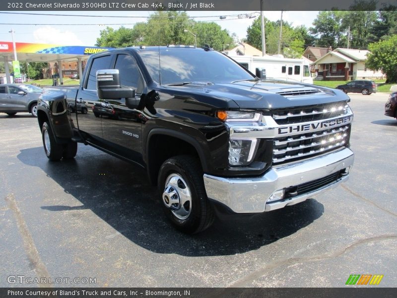 Black / Jet Black 2022 Chevrolet Silverado 3500HD LTZ Crew Cab 4x4