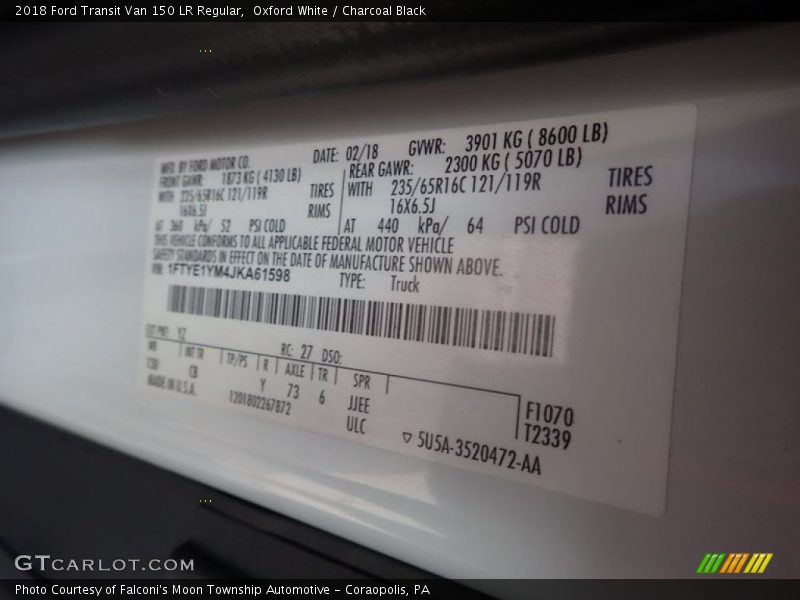 Oxford White / Charcoal Black 2018 Ford Transit Van 150 LR Regular