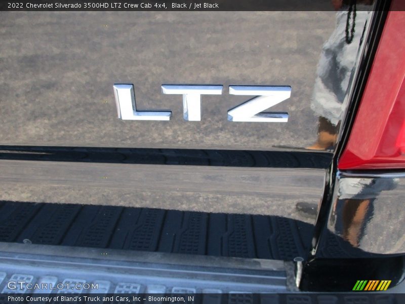 Black / Jet Black 2022 Chevrolet Silverado 3500HD LTZ Crew Cab 4x4