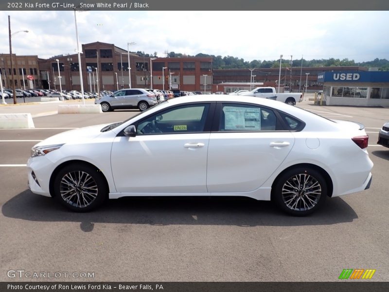 Snow White Pearl / Black 2022 Kia Forte GT-Line