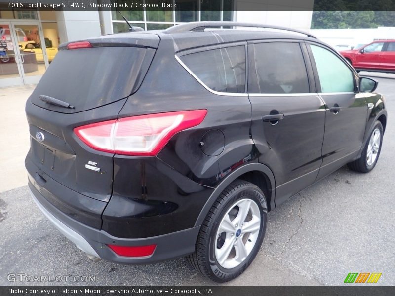 Shadow Black / Charcoal Black 2016 Ford Escape SE 4WD