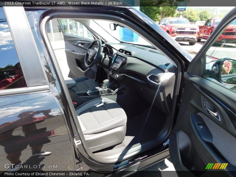 Mosaic Black Metallic / Jet Black 2023 Chevrolet TrailBlazer LT AWD