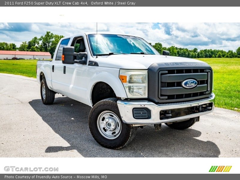 Oxford White / Steel Gray 2011 Ford F250 Super Duty XLT Crew Cab 4x4