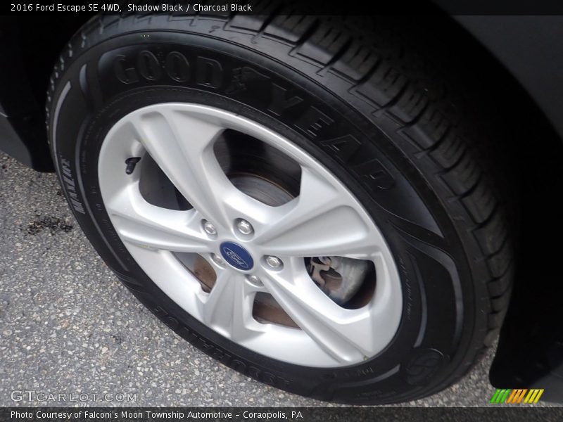 Shadow Black / Charcoal Black 2016 Ford Escape SE 4WD