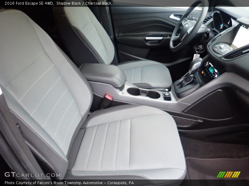 Shadow Black / Charcoal Black 2016 Ford Escape SE 4WD