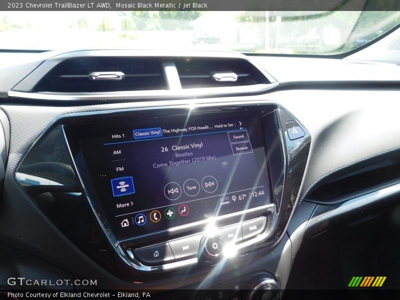 Mosaic Black Metallic / Jet Black 2023 Chevrolet TrailBlazer LT AWD