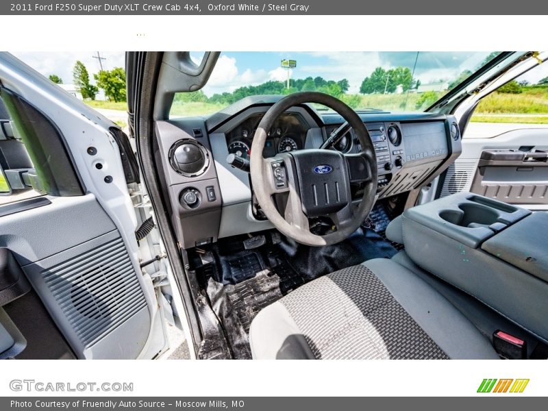 Oxford White / Steel Gray 2011 Ford F250 Super Duty XLT Crew Cab 4x4