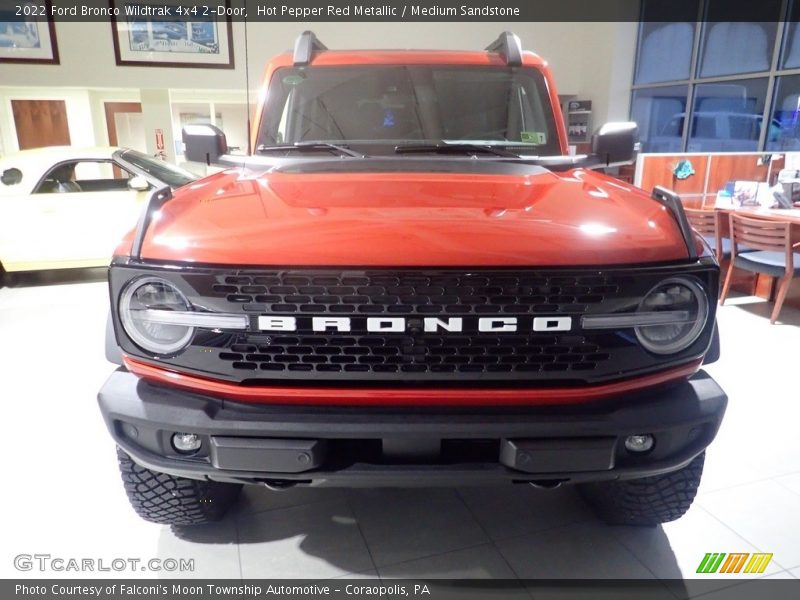 Hot Pepper Red Metallic / Medium Sandstone 2022 Ford Bronco Wildtrak 4x4 2-Door
