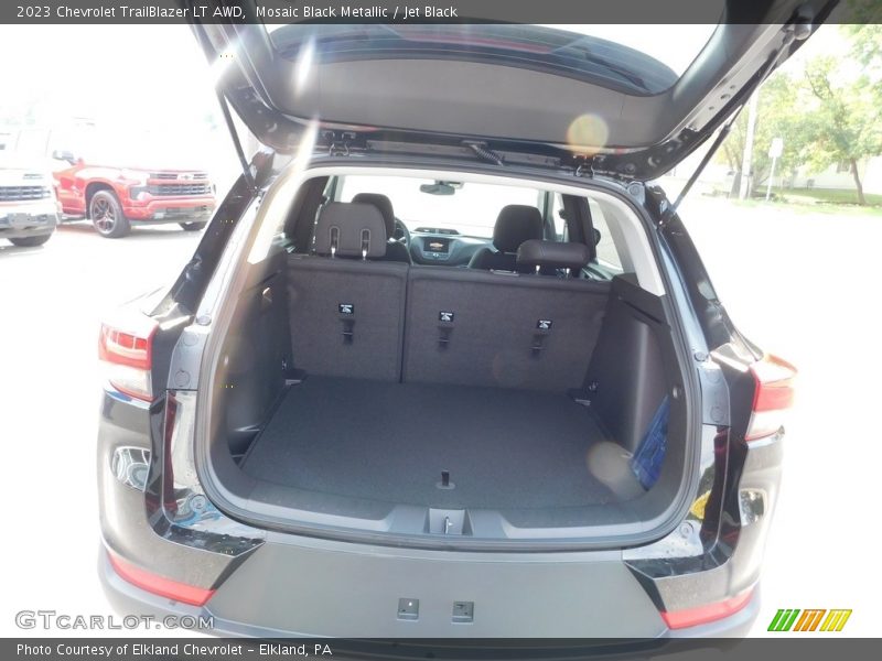  2023 TrailBlazer LT AWD Trunk