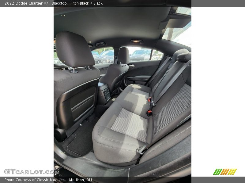 Pitch Black / Black 2022 Dodge Charger R/T Blacktop