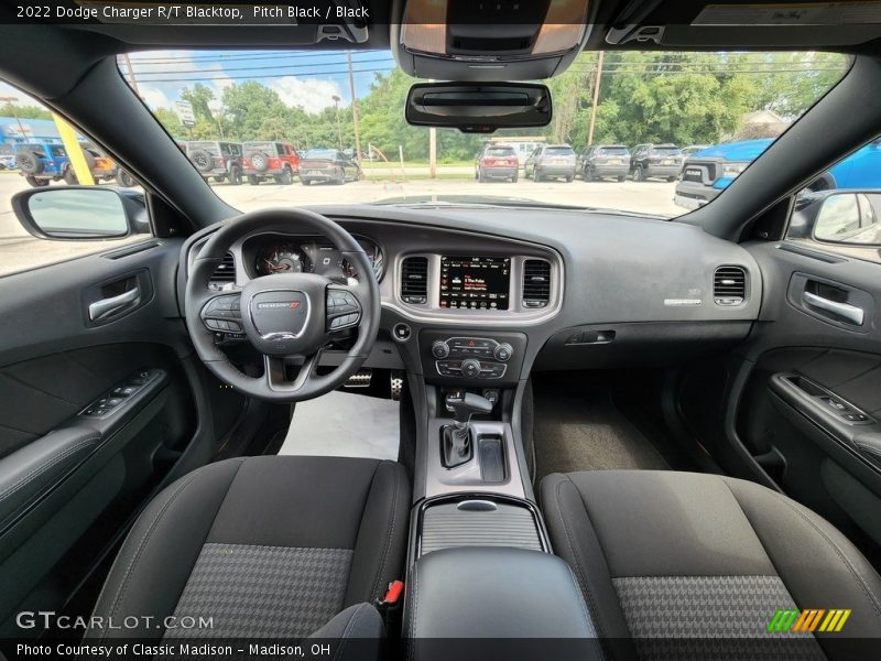 Pitch Black / Black 2022 Dodge Charger R/T Blacktop