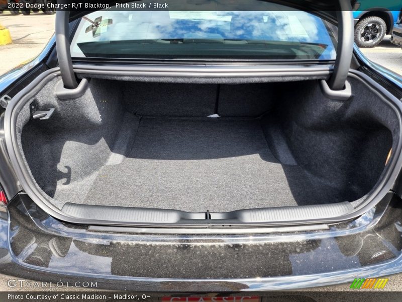 Pitch Black / Black 2022 Dodge Charger R/T Blacktop