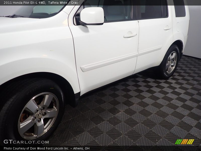 Taffeta White / Gray 2011 Honda Pilot EX-L 4WD