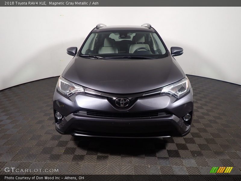 Magnetic Gray Metallic / Ash 2018 Toyota RAV4 XLE