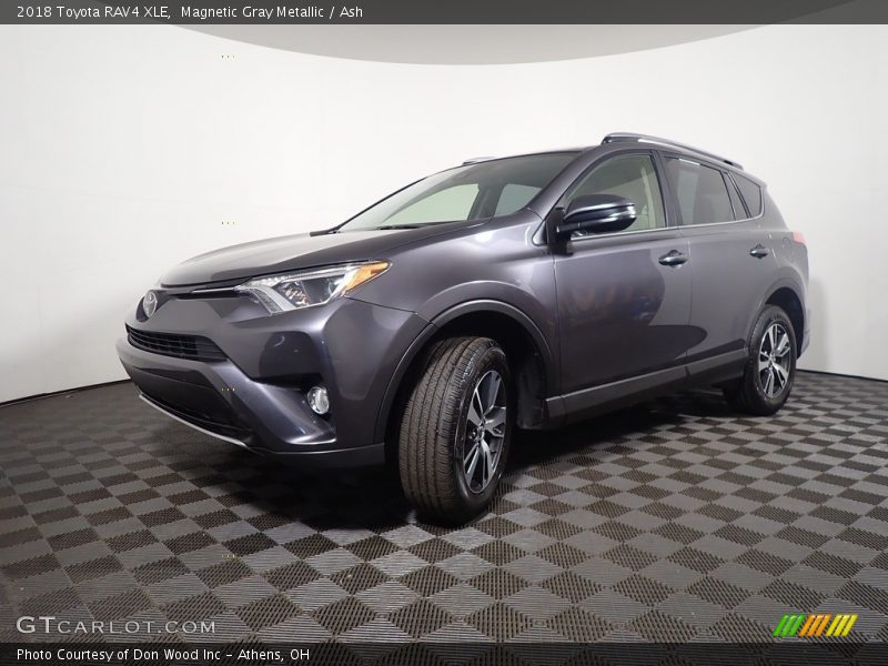 Magnetic Gray Metallic / Ash 2018 Toyota RAV4 XLE