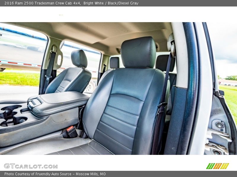 Bright White / Black/Diesel Gray 2016 Ram 2500 Tradesman Crew Cab 4x4