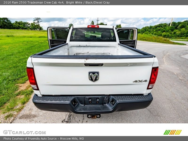 Bright White / Black/Diesel Gray 2016 Ram 2500 Tradesman Crew Cab 4x4