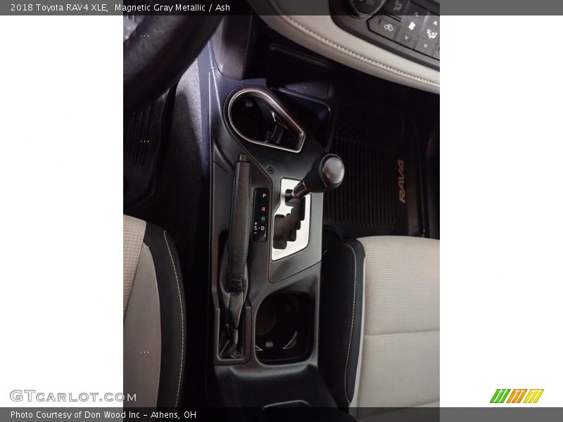 Magnetic Gray Metallic / Ash 2018 Toyota RAV4 XLE