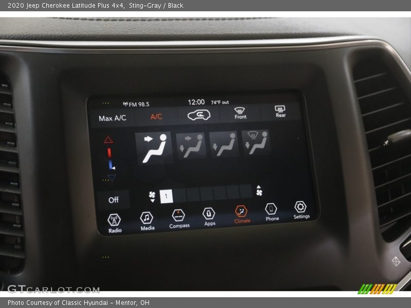 Sting-Gray / Black 2020 Jeep Cherokee Latitude Plus 4x4