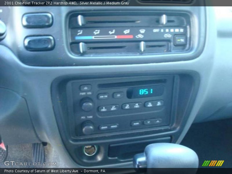 Silver Metallic / Medium Gray 2001 Chevrolet Tracker ZR2 Hardtop 4WD