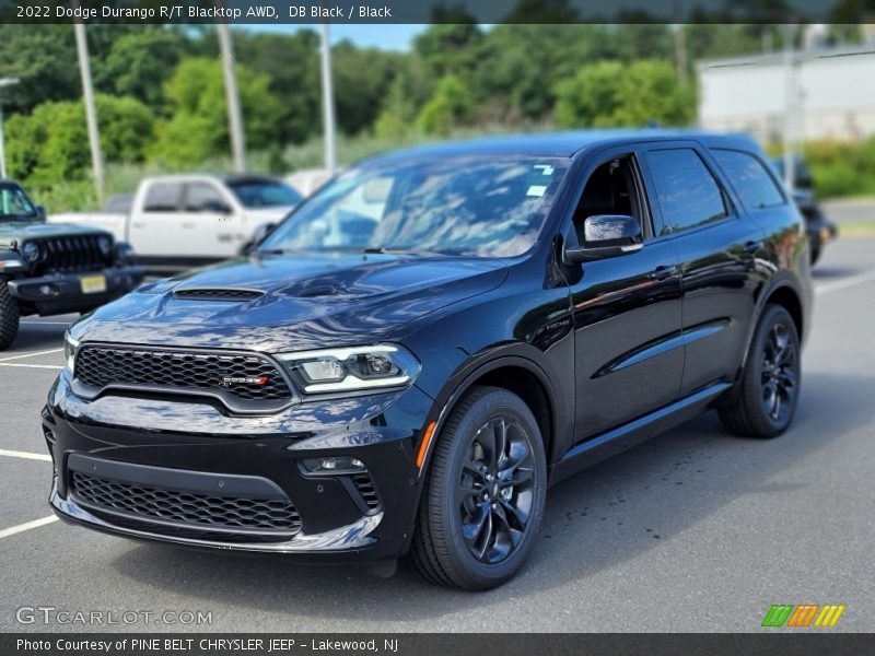 Front 3/4 View of 2022 Durango R/T Blacktop AWD