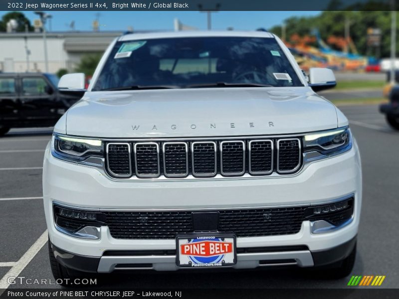 Bright White / Global Black 2022 Jeep Wagoneer Series II 4x4
