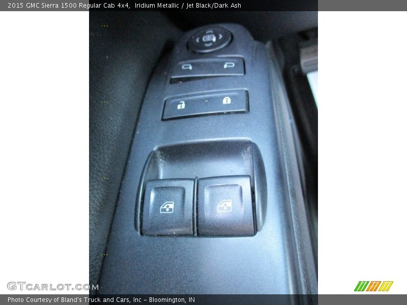 Iridium Metallic / Jet Black/Dark Ash 2015 GMC Sierra 1500 Regular Cab 4x4