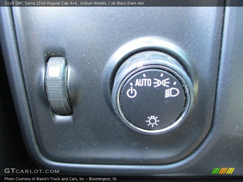 Iridium Metallic / Jet Black/Dark Ash 2015 GMC Sierra 1500 Regular Cab 4x4