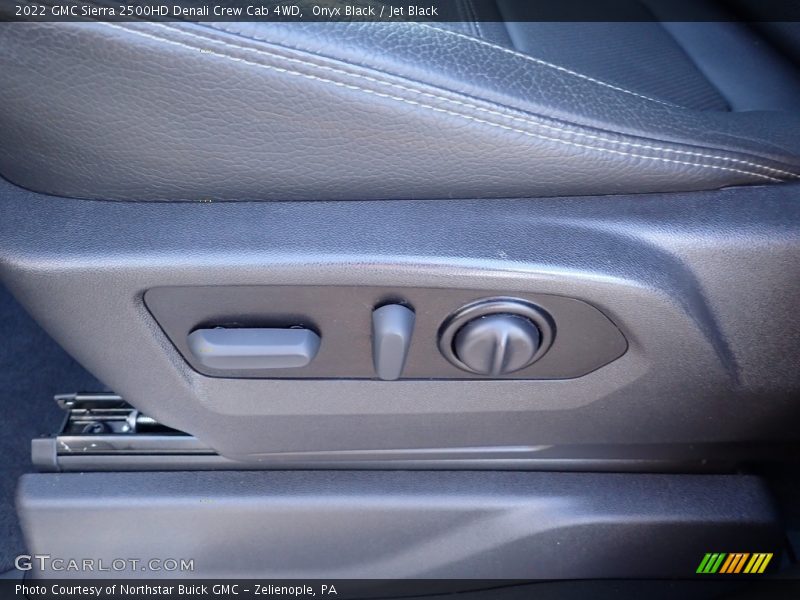 Onyx Black / Jet Black 2022 GMC Sierra 2500HD Denali Crew Cab 4WD
