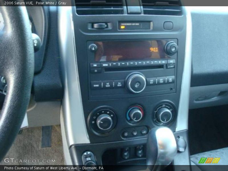 Polar White / Gray 2006 Saturn VUE