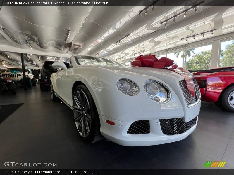 Glacier White / Hotspur 2014 Bentley Continental GT Speed