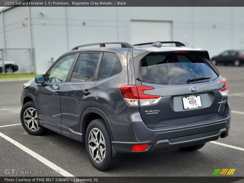 Magnetite Gray Metallic / Black 2020 Subaru Forester 2.5i Premium
