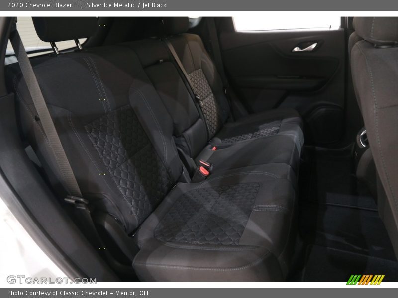Silver Ice Metallic / Jet Black 2020 Chevrolet Blazer LT