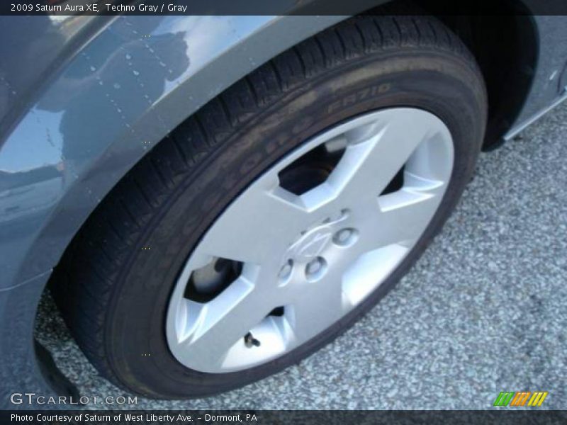 Techno Gray / Gray 2009 Saturn Aura XE