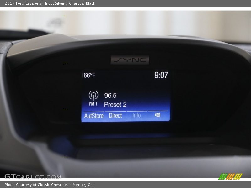 Ingot Silver / Charcoal Black 2017 Ford Escape S