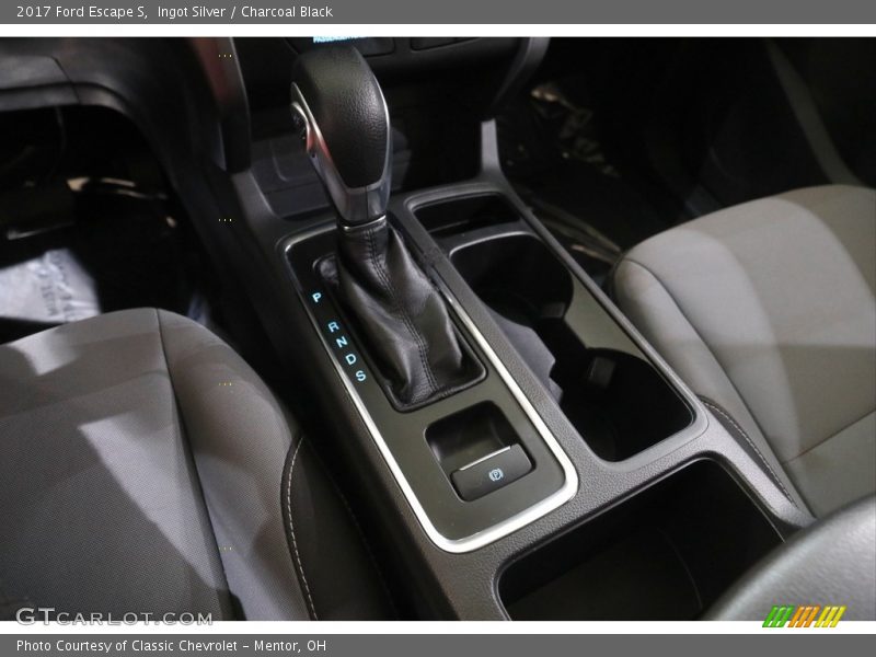 Ingot Silver / Charcoal Black 2017 Ford Escape S