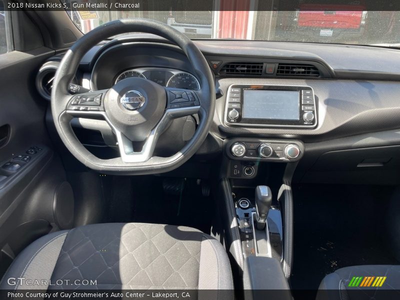 Gun Metallic / Charcoal 2018 Nissan Kicks S